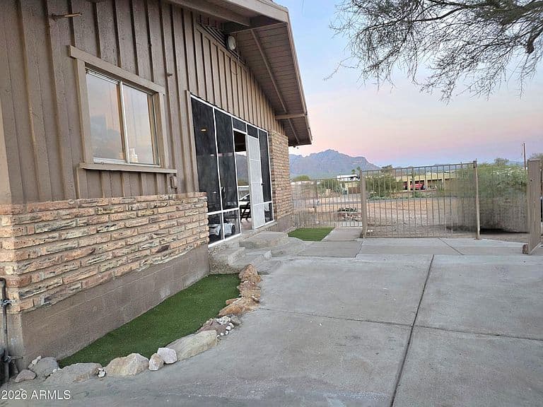 522 S CORTEZ Road photo 2
