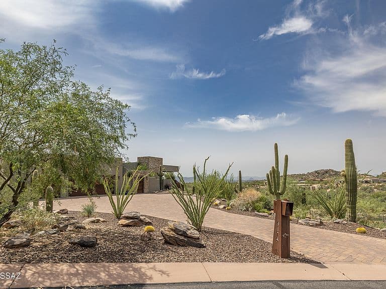 4175 W Horizon Ridge Dr photo 2
