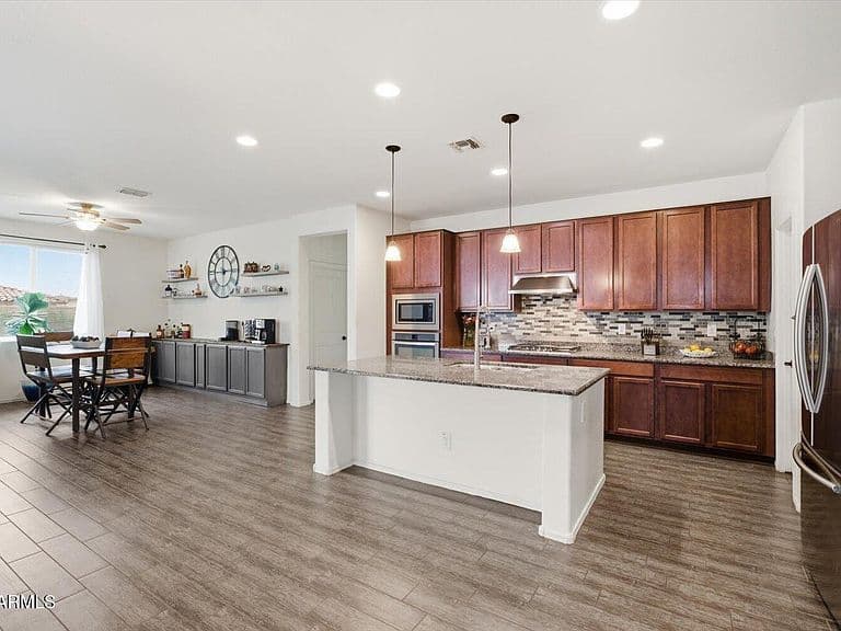 18581 W College Dr photo 5