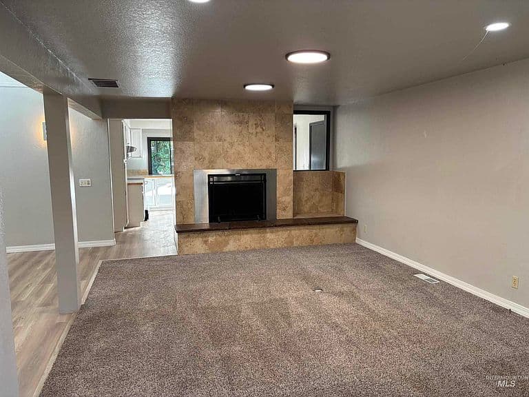 1876 W Malad Ln photo 5