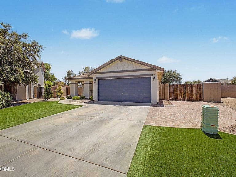 2683 W WRANGLER Way photo 4