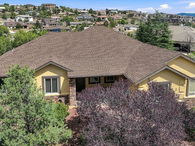 899 Northridge Dr photo 1