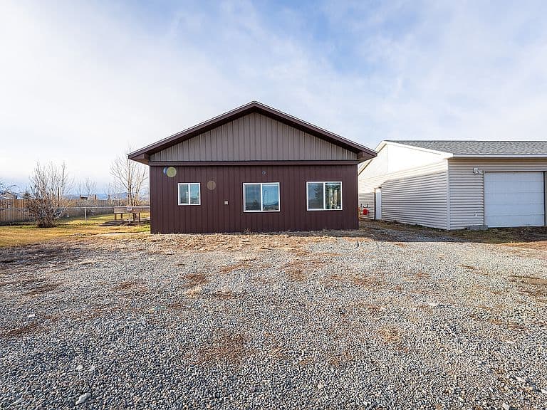 3562 Strandberg Dr photo 3