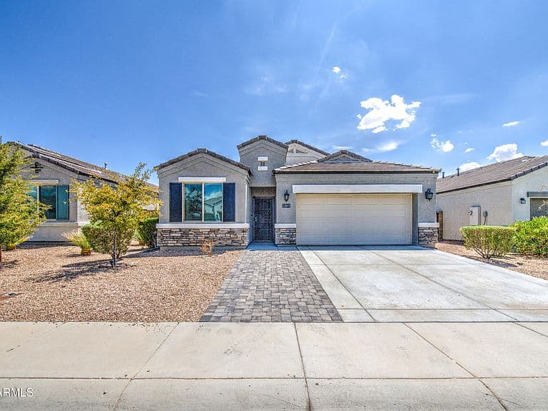 30973 W MITCHELL Drive photo 3