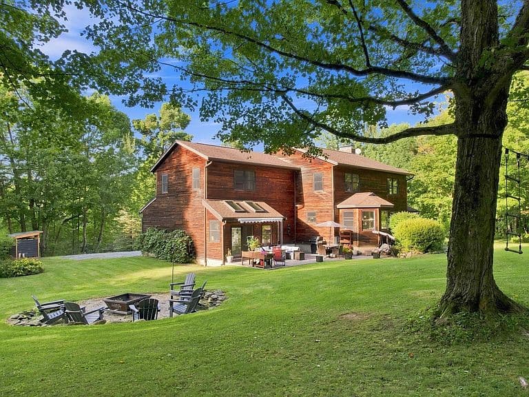 143 Machia Hill Road photo 1