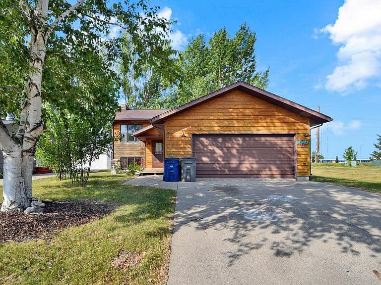 1849 29th Street Cir S photo 1