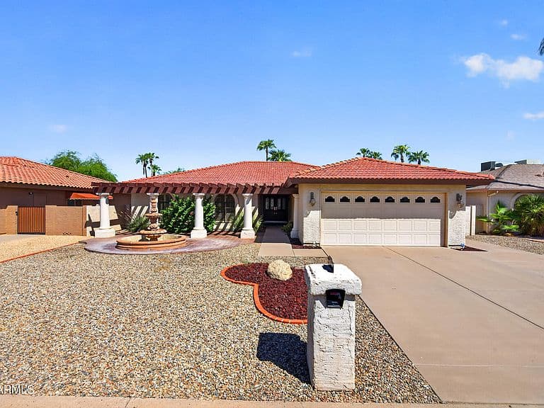 10422 E REGAL Drive photo 1