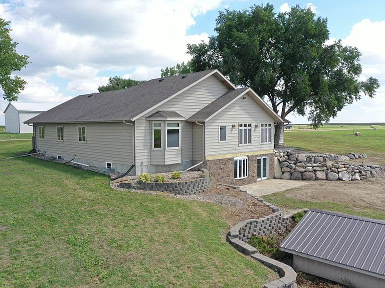 13167 Sunrise Dr photo 4