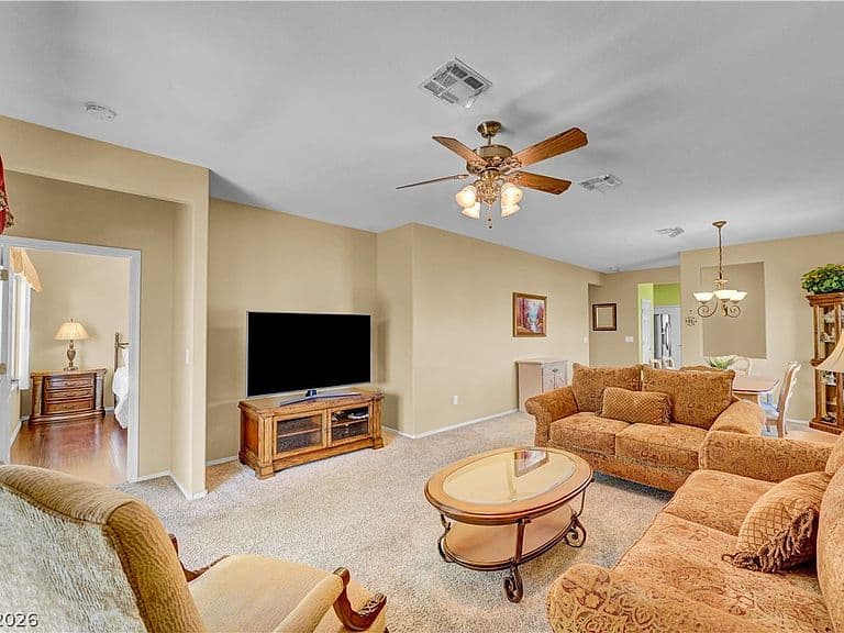 2717 Willow Wren Dr photo 4