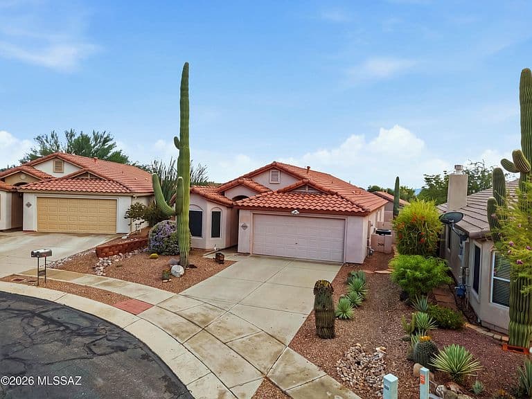 5447 W Whiptail Ct photo 4