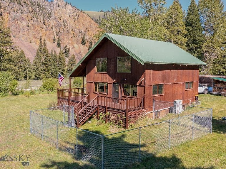 1253 Rock Creek Rd photo 5