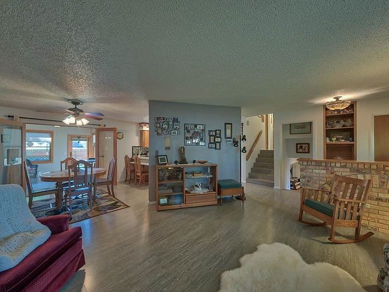 1806 Circle Rd photo 5