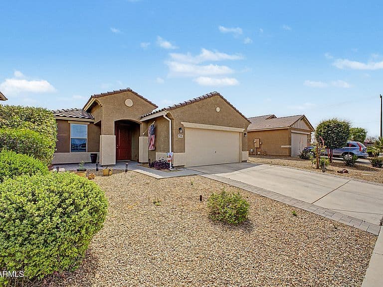 17581 W VILLA CHULA Lane photo 1