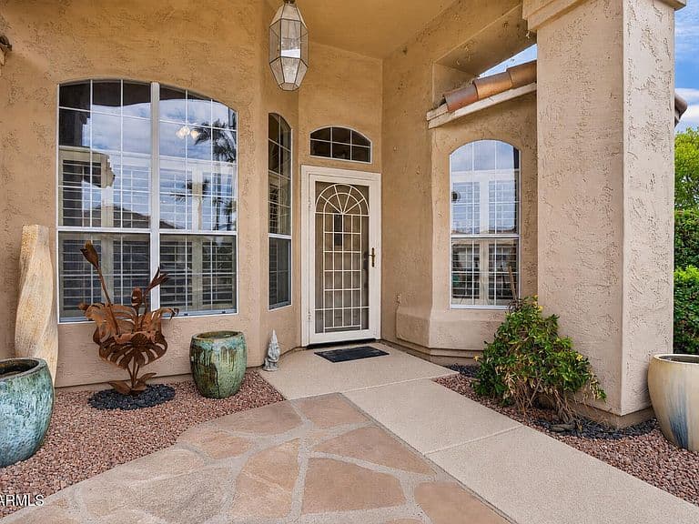 9536 W POTTER Drive photo 4