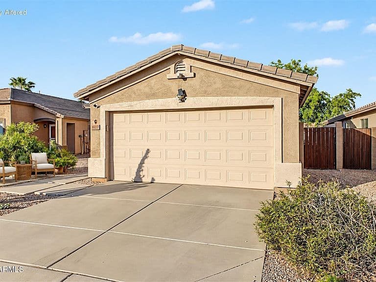 30217 N SUNRAY Drive photo 2