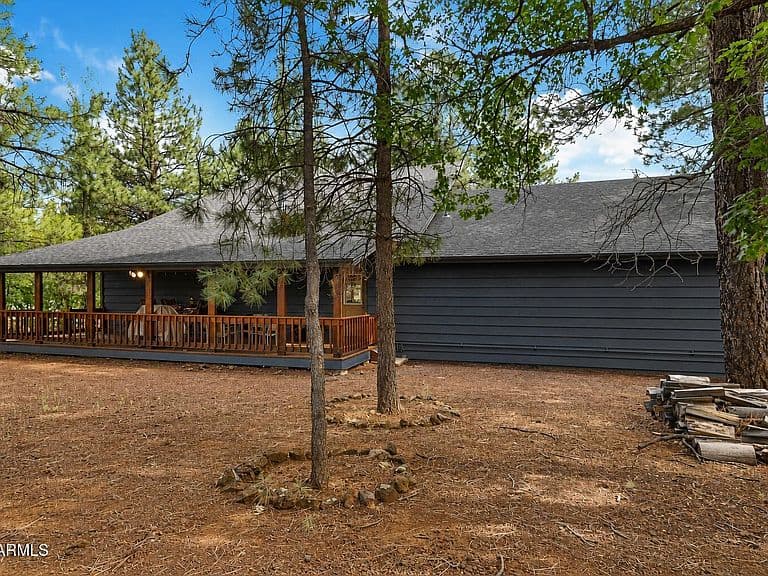 3163 VIKING Trail photo 3