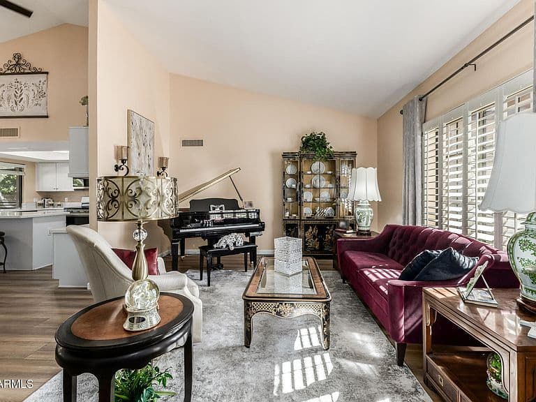 9754 W Rosemonte Dr photo 5