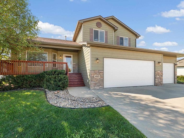4317 Donegal Way photo 1