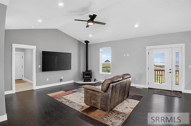 2607 Sparks Ln photo 4