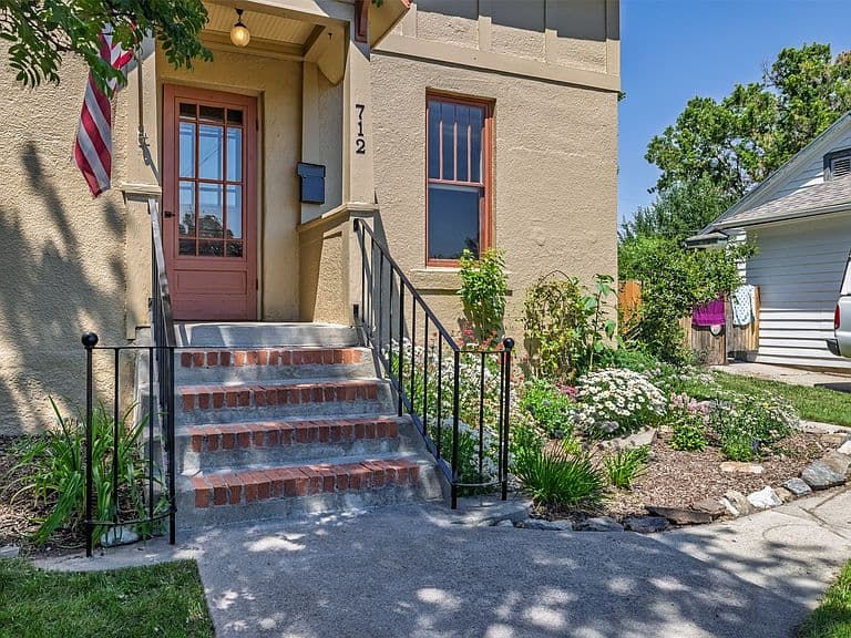 712 N Rodney St photo 3