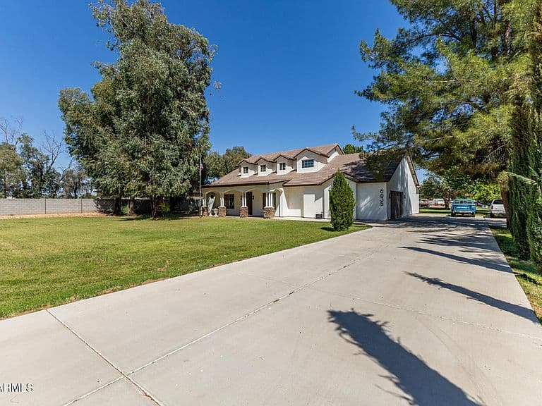 6635 N Citrus Road photo 4