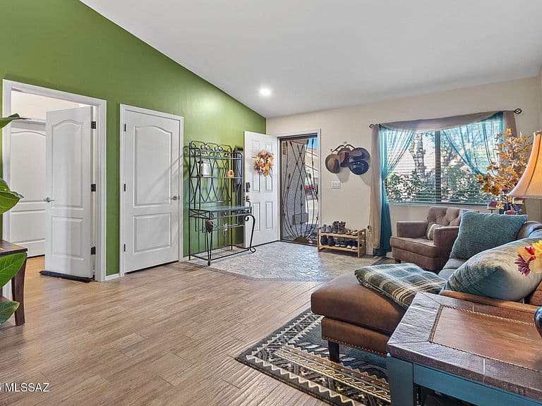 6517 W Cedar Branch Way photo 2