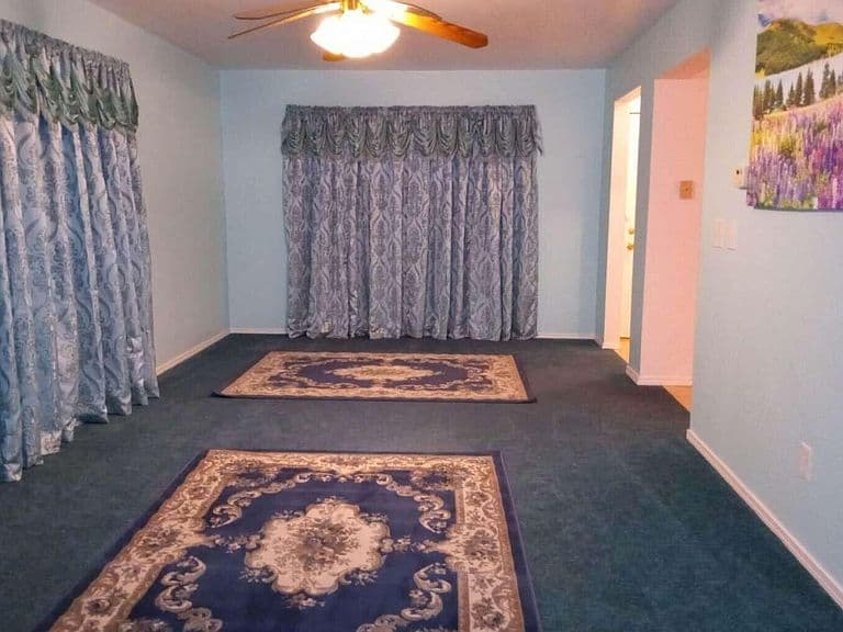 300 E Phoenix St photo 2