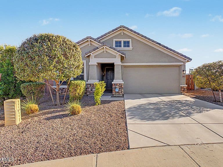 18693 W MESCAL Street photo 1