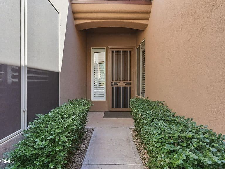 11763 N 135TH Place photo 4