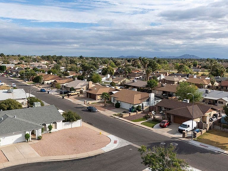 2148 E Emelita Ave photo 4