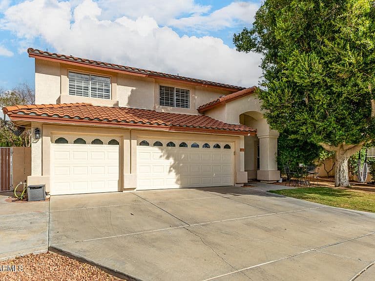 5702 W Windrose Dr photo 5