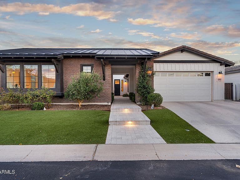 21961 E Via De Arboles photo 2