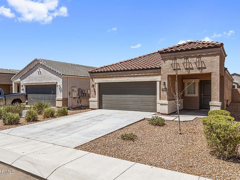 5246 E Iridium Way photo 2