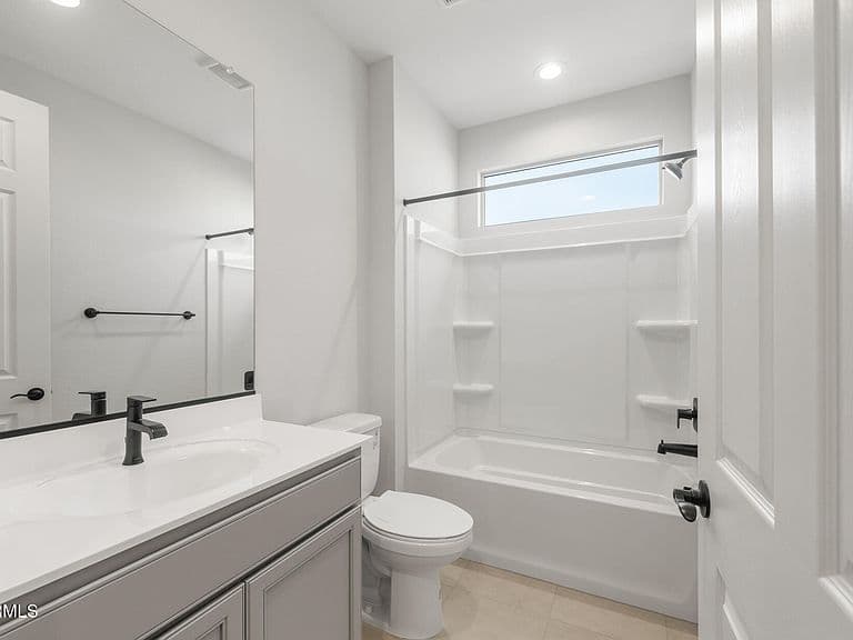 7846 W CACTUS WREN Way photo 3