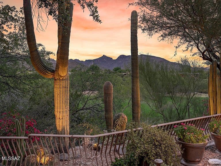 6200 N Desert Moon Loop photo 4