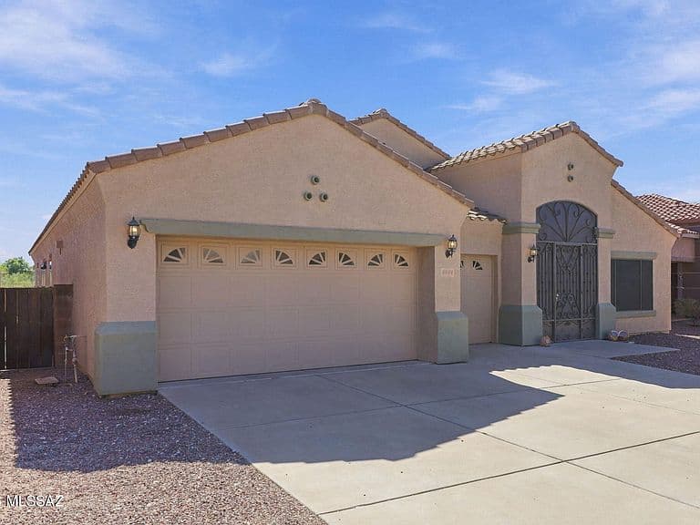 4894 N Louis River Way photo 3