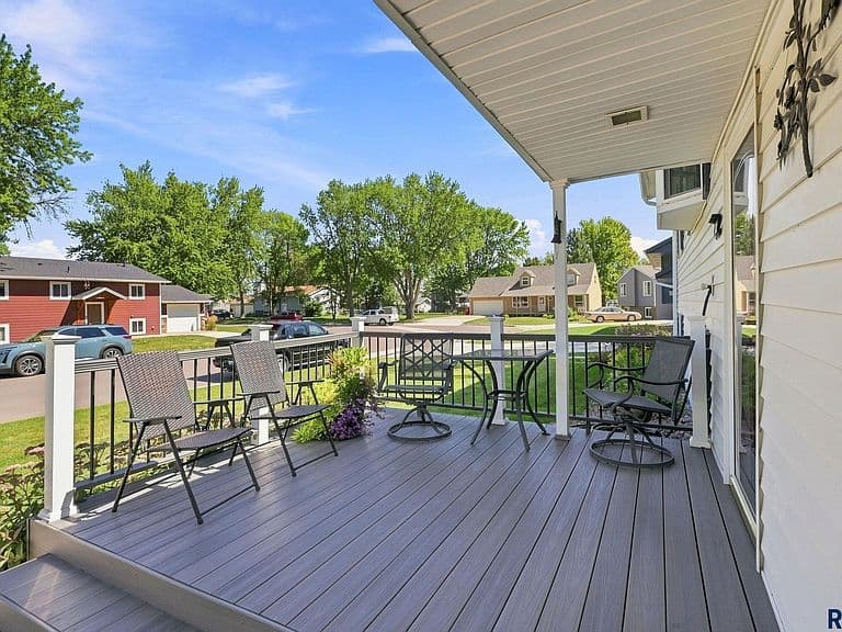 113 Ivy Ln photo 3