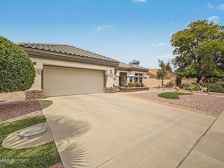 14134 W PECOS Lane photo 3
