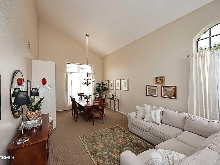 2811 E BROOKWOOD Court photo 5