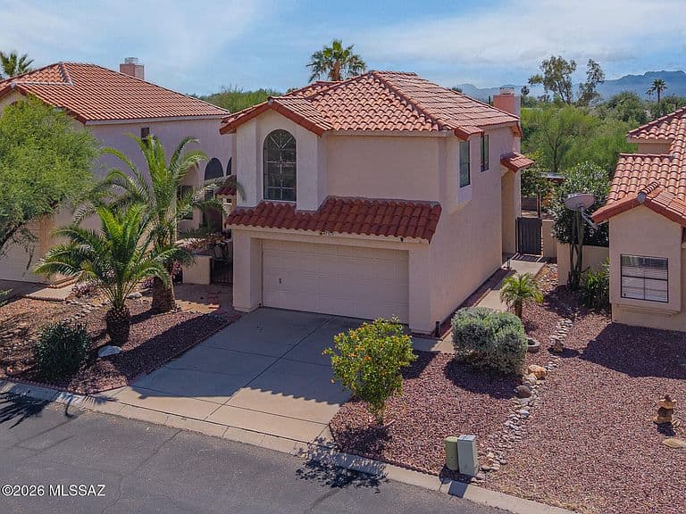 4737 W Lessing Ln photo 1