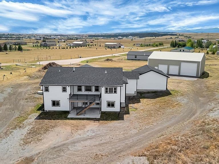 18883 Prairie Vista Ln photo 1