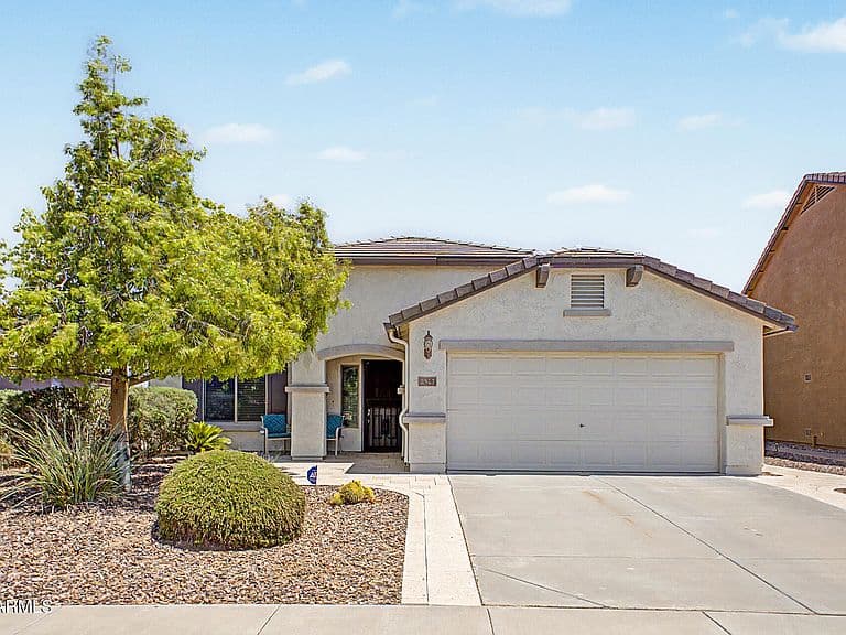 2315 N DAISY Drive photo 1