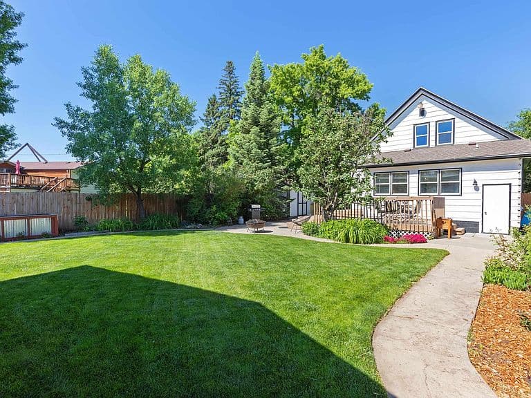 1816 Evergreen Dr photo 4