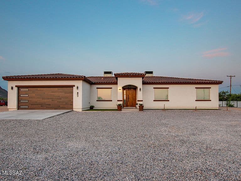 5550 W Irvington Rd photo 1