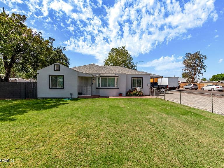 610 S Stapley Dr photo 5