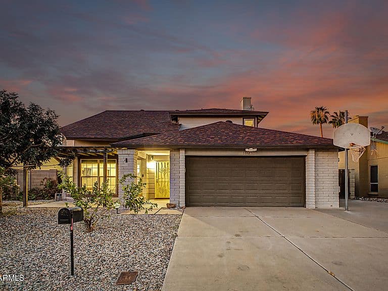 5332 W POINSETTIA Drive photo 3