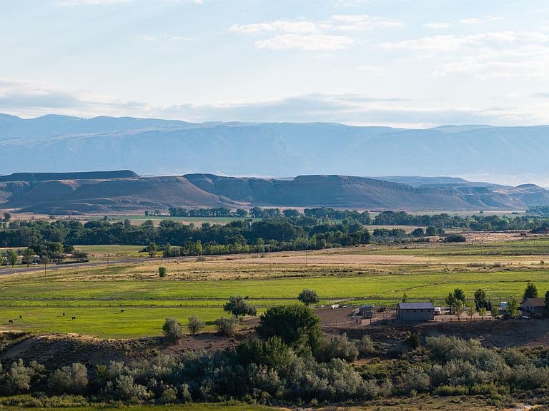 610 Us Highway 14 photo 1