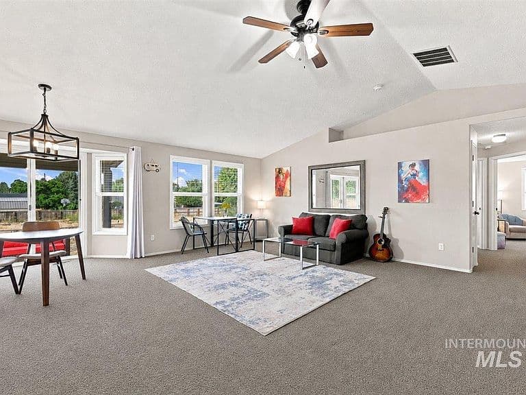 2307 Pisces Dr photo 5