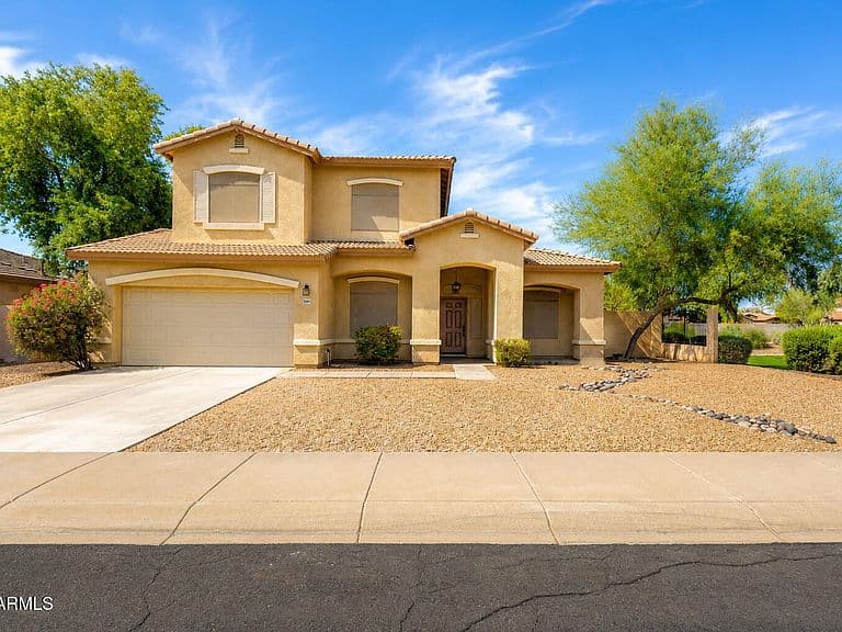 21144 E SADDLE Way photo 2