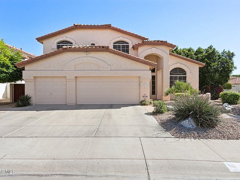5851 W CHARTER OAK Road photo 1